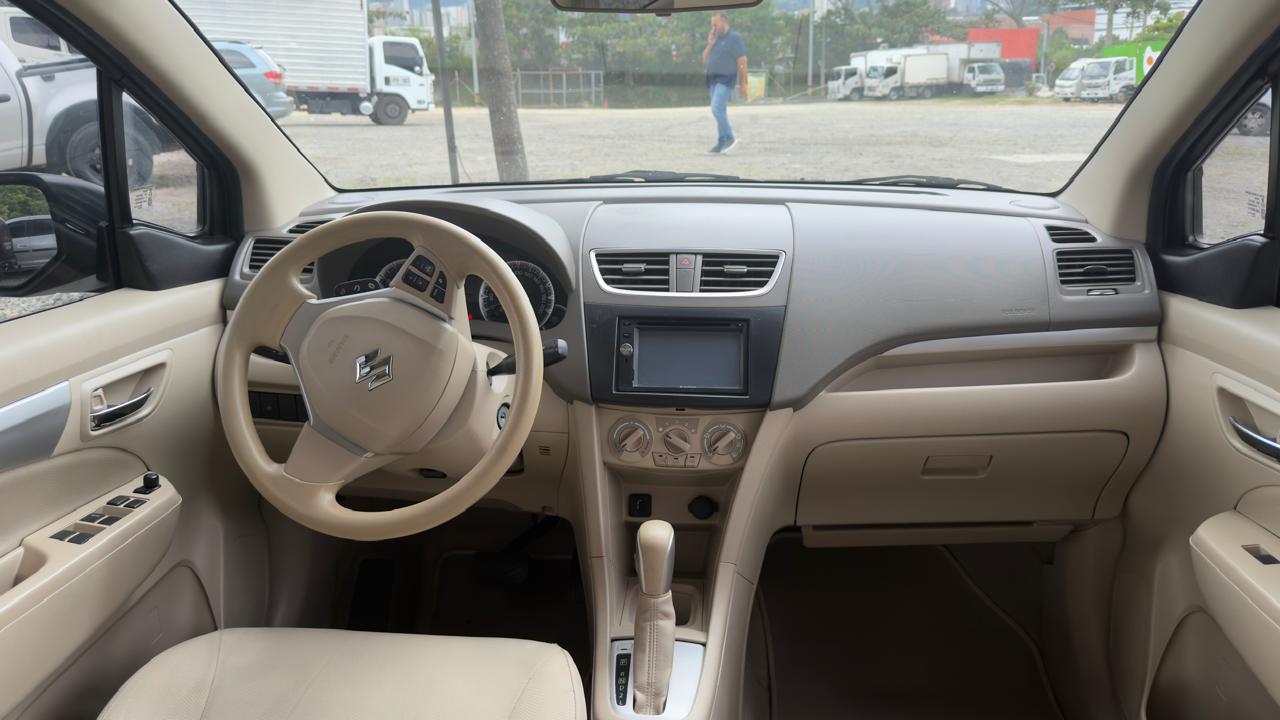 Suzuki Ertiga AT