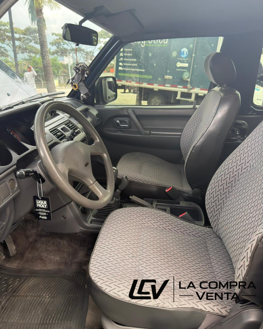 Mitsubishi Montero V11 2001