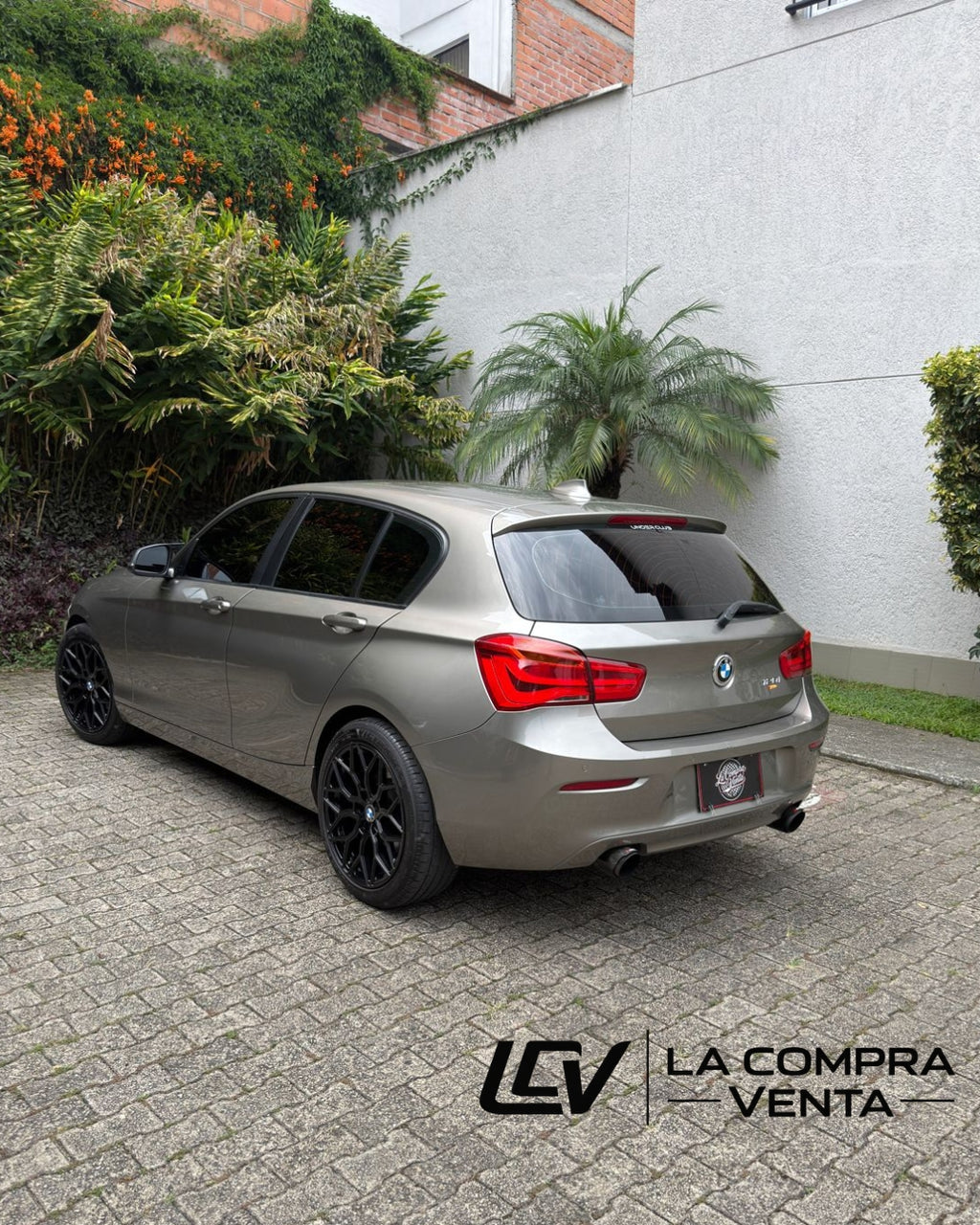 BMW 120i 2017